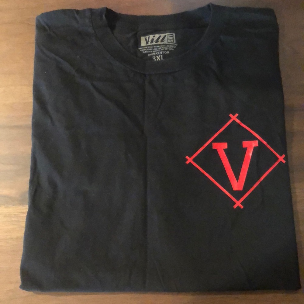 Villans Tee